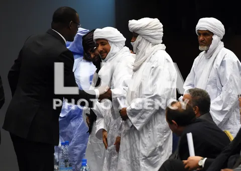 signature du paraphe de l’accord de paix et de réconciliation entre les gouvernement et les groupes armés maliens 