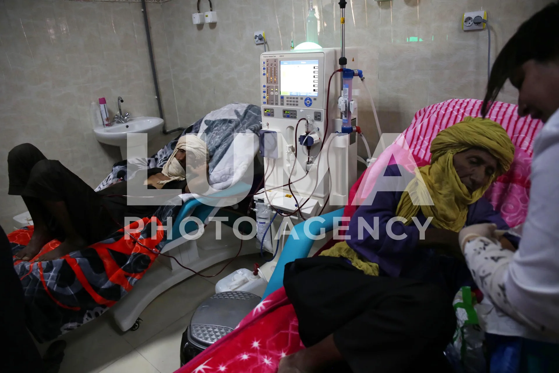 علاج طبي في مستشفى تمنراست