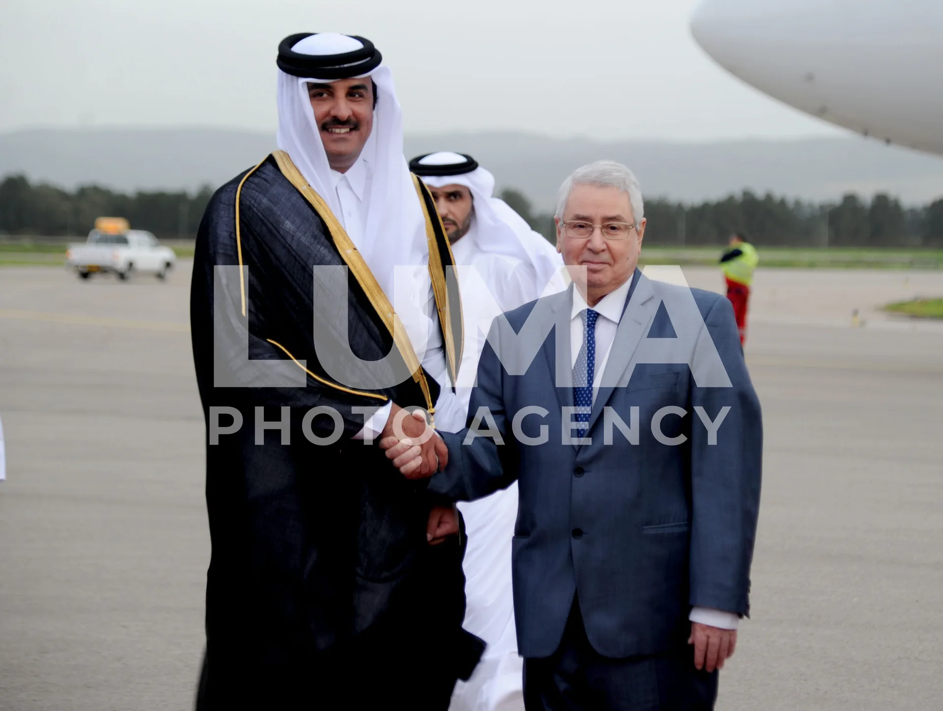 الجزائر – الجزائر العاصمة – عبد القادر بن صالح يستقبل أمير قطر