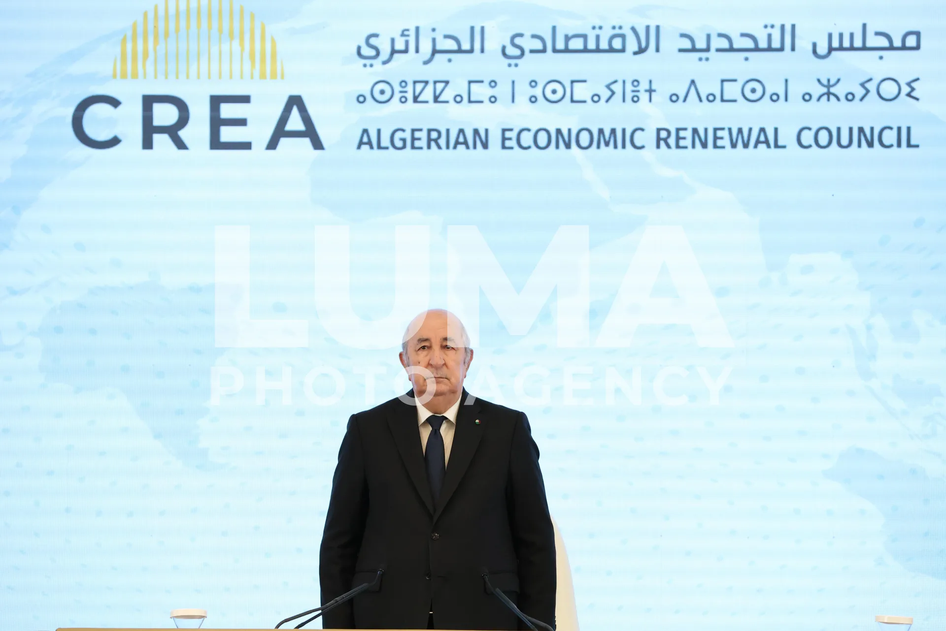 تبون يلتقي المتعاملين الاقتصاديين بالمركز الدولي للمؤتمرات